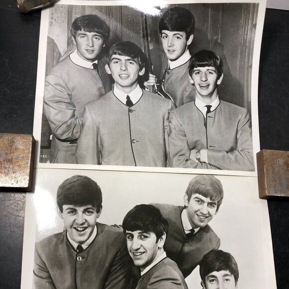 The BEATLES Press Photos Wearing Pierre Cardin Suits 1964 8x10 - Lot of 2 - Picture 1 of 8